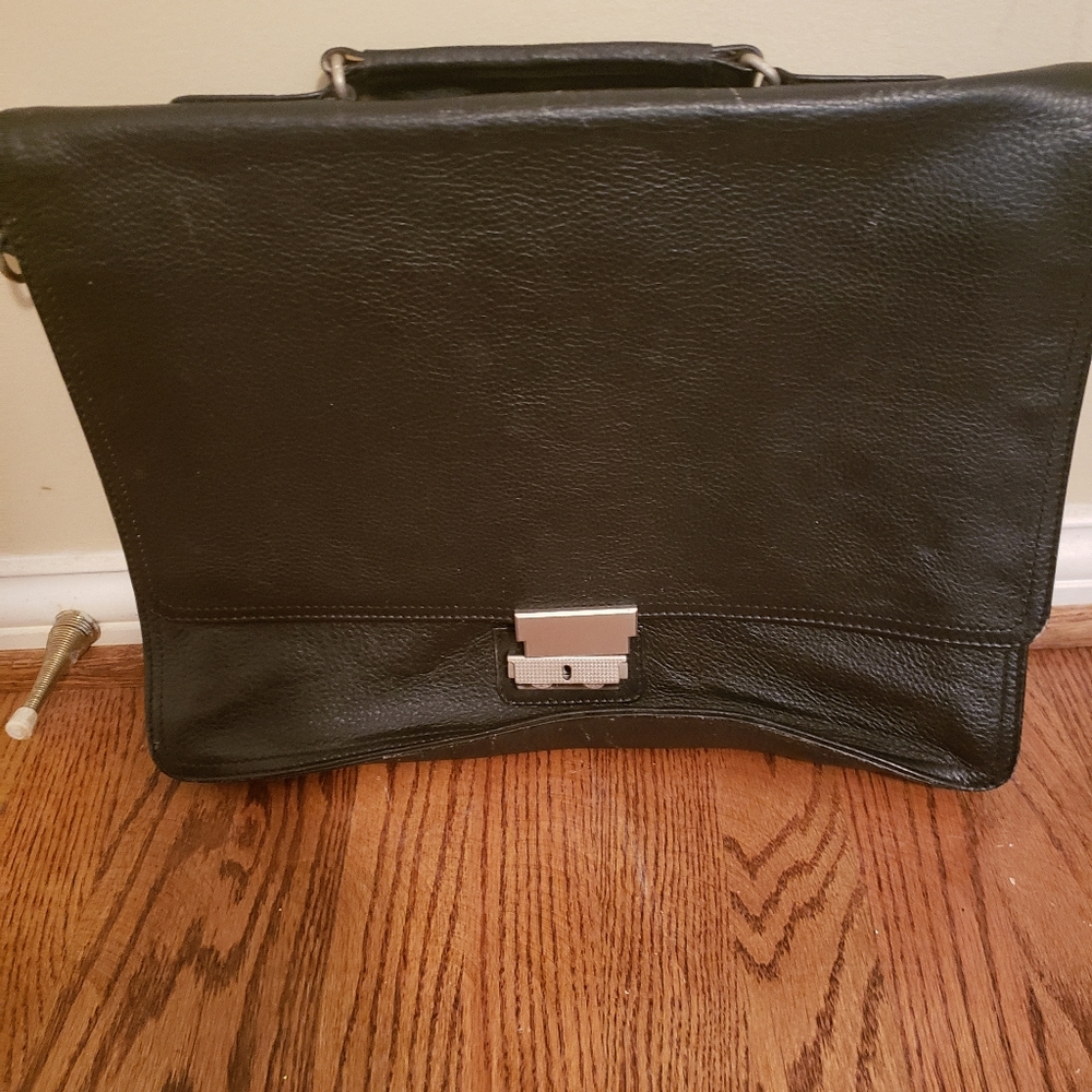 Real leather vintage .